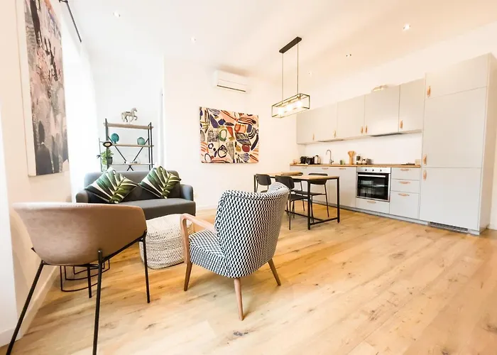 Easylife - - Palazzi 19 - Porta Venezia Appartement *