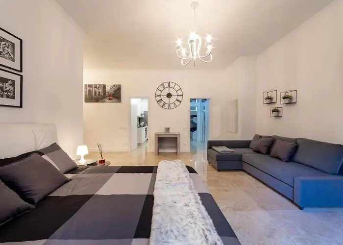 San Babila - Luxury Milanese *