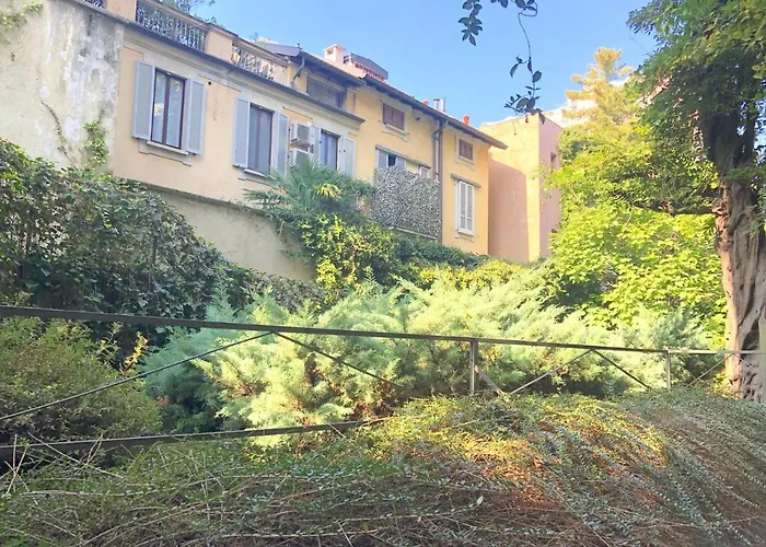 San Babila - Luxury Milanese Apartmán *