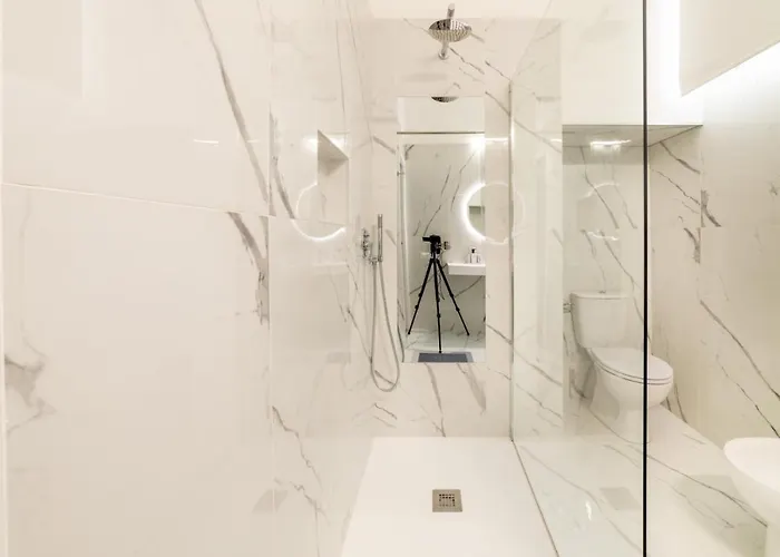 San Babila - Luxury Milanese 아파트