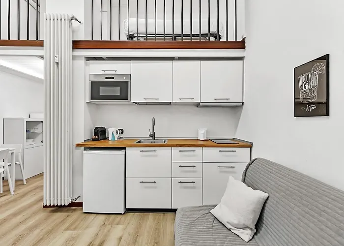 Loft Daiquiri Nel Centro Di Milano, Via Sottocorno, Porta Vittoria *