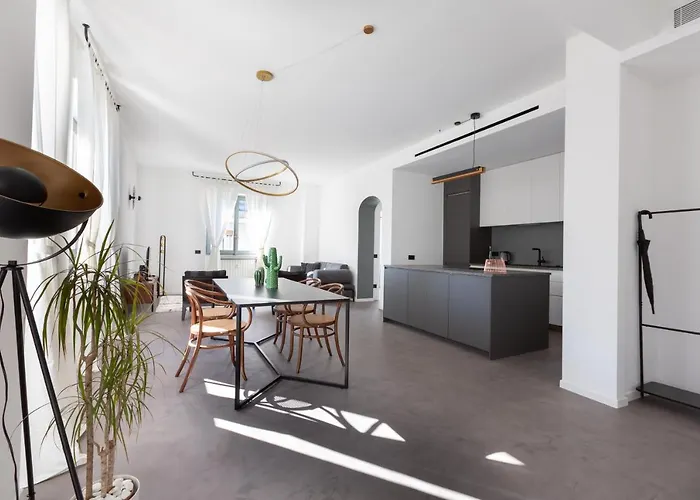 דירה Sant'ambrogio Bright And Stylish Flat *
