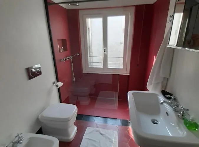 Di Charme Con Ingresso Indipendente 3*