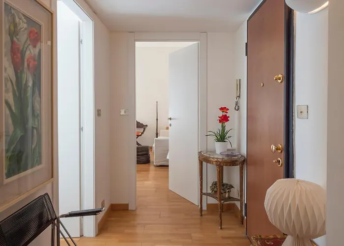 Apartamento Luxury Flat Between Navigli And Duomo - Sambuco Milão