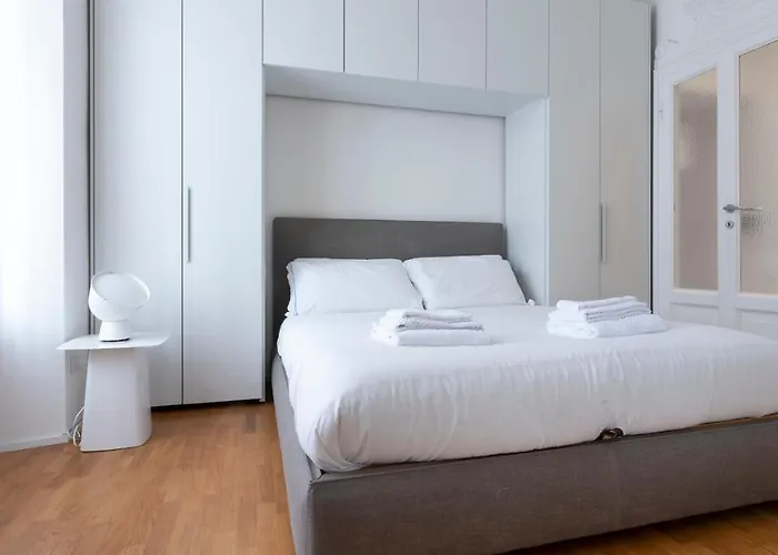 Italianway Easy - Vincenzo Monti 32 Apartment