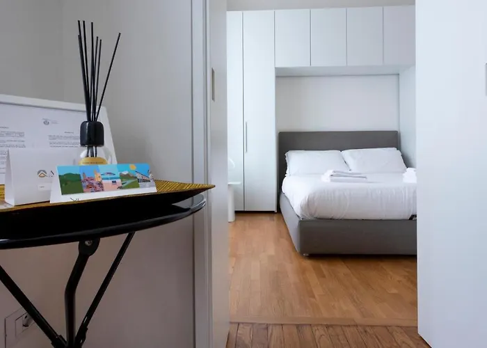 Italianway Easy - Vincenzo Monti 32