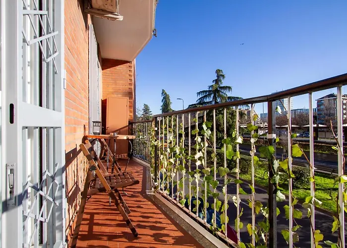 Grazioso Metro Vicinissima Facile Per Arrivare A Duomo *