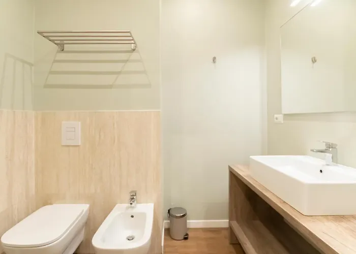 Santa Maria Valle 3 公寓 *