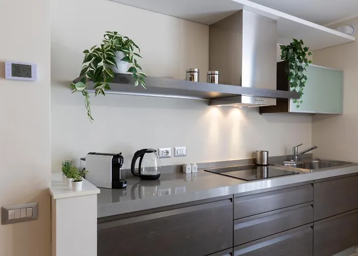 Salomone - Mecenate District *