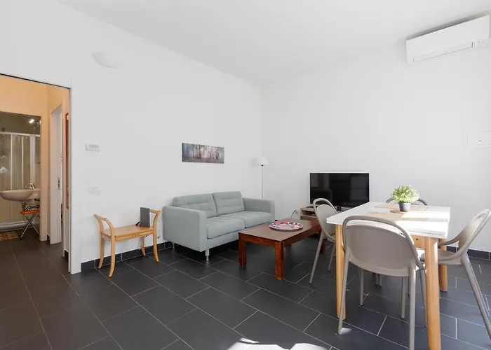 Daire Guesthost - Industrial Design Near M4 Tolstoj *