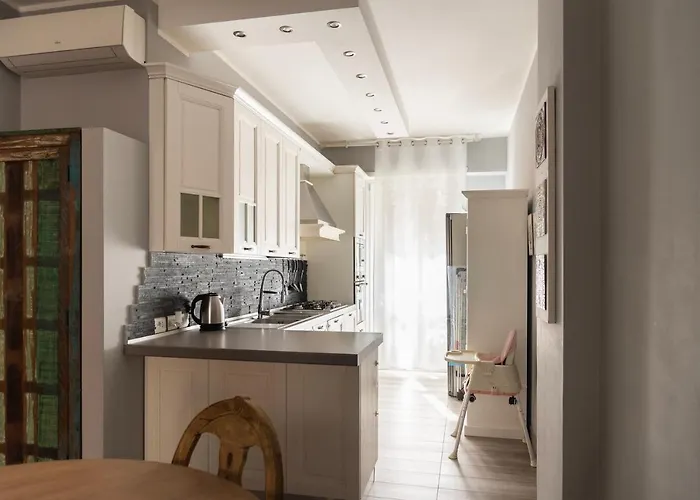 Youhosty - Napoli 35 米兰