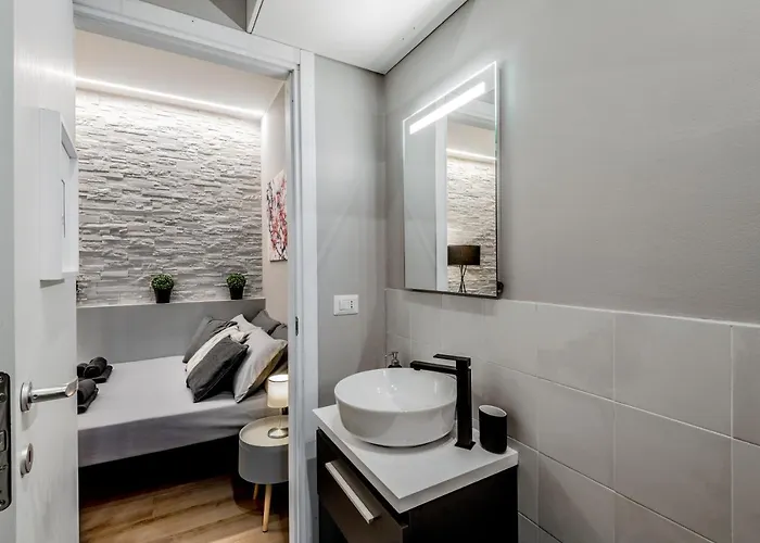 Super Modern And Design Apartment, A Due Passi Dai Navigli 米兰