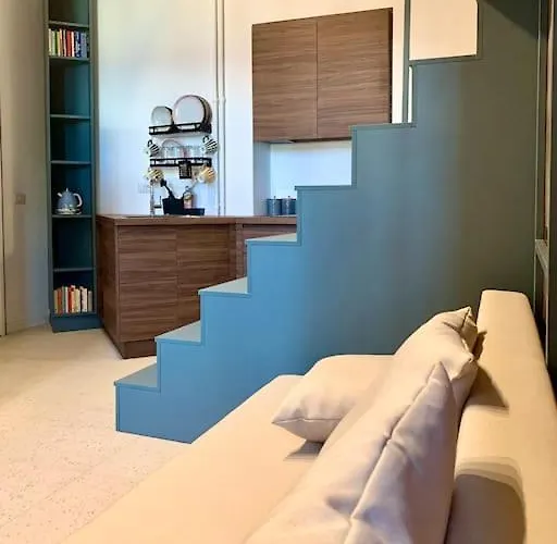 Lovely Flat In Bocconi *