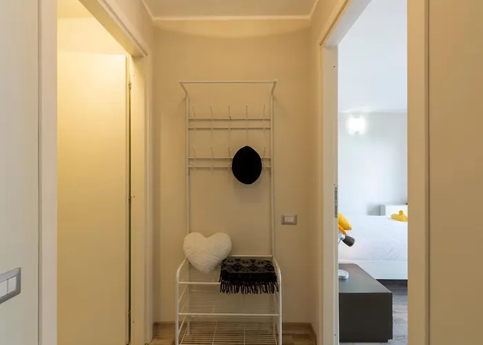 Salomone - Mecenate District