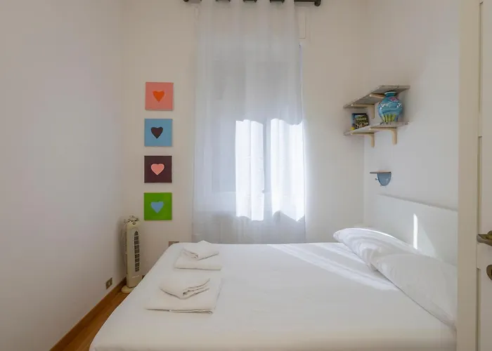 Appartamento Luxury Flat Between Navigli And Duomo - Sambuco