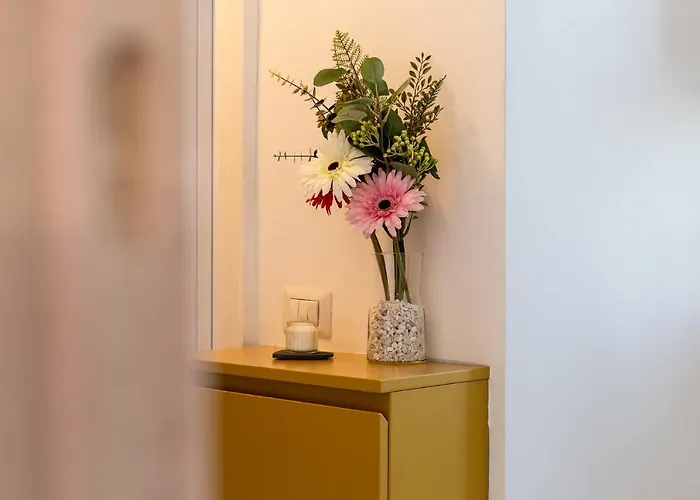 Arbe, Zona Isola * Milan