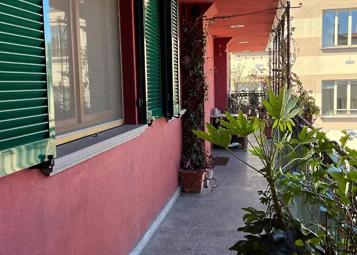 Bastia Rm Up To 4 Guests - In The Heart Of Scalo Romana, Olimpico, Prada, Bocconi And Easy Access To Forum Assago, Ieo, Ied, Duomo, San Siro Milano