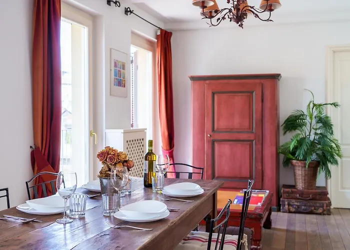 Montenapoleone-duomo Attico Di Lusso E Parcheggio Privato Apartament Mediolan