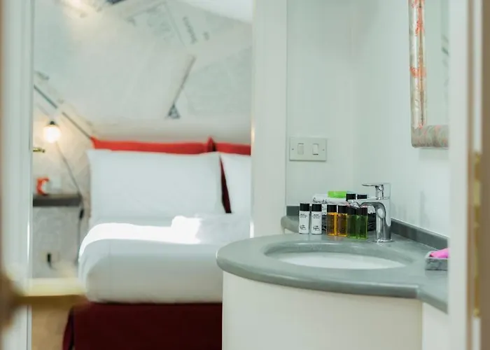 Keys Of Italy - Pontaccio 2 Your Refuge Rouge * ميلان