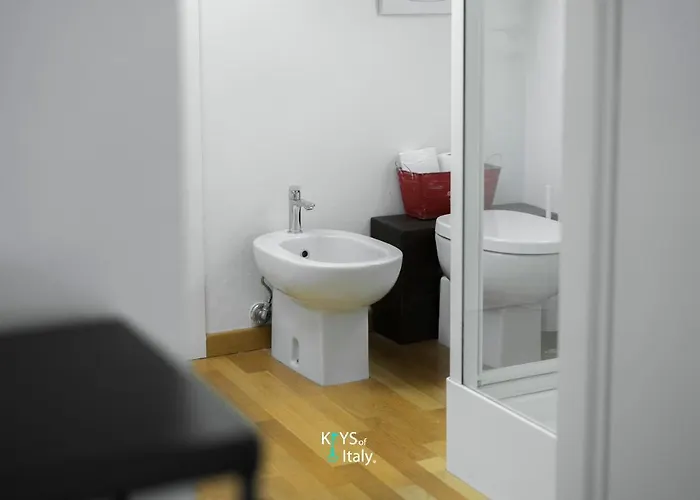 Keys Of Italy - Pontaccio 2 Your Refuge Rouge شقة