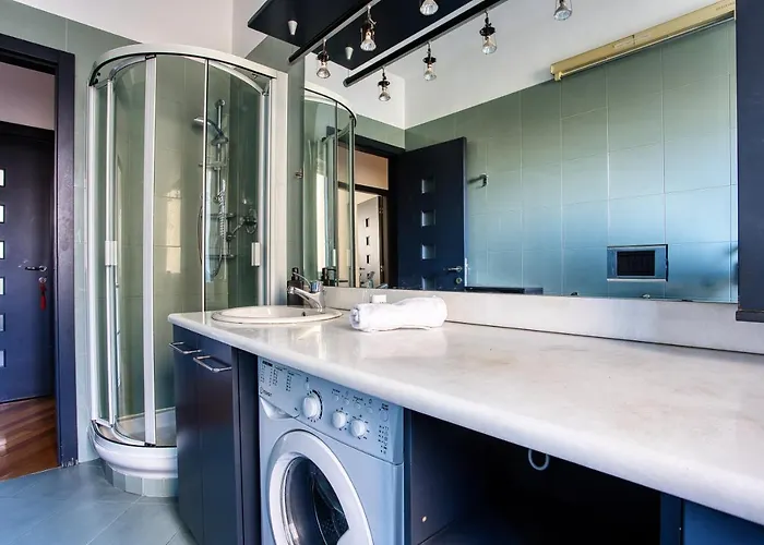 Apartment Joivy Attractive Flat Near Citylife Mailand