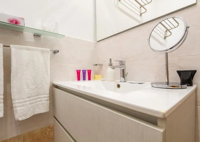 Flowers 3* מילאנו