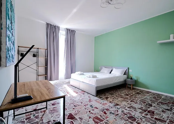 Suity I Cozy Leila Milan