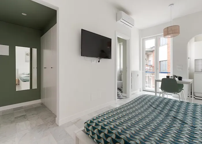 Comfy X2 - 1,1 Km Far From Iulm University!