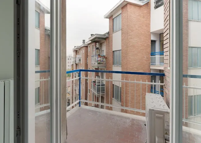 Comfy X2 - 1,1 Km Far From Iulm University!