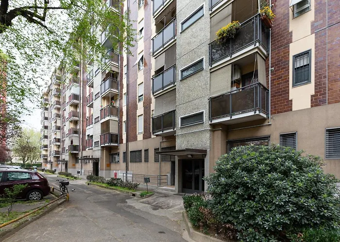 Guesthost - Bonola Mm1 Comfy * Milán