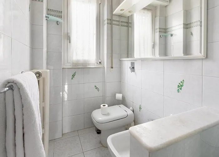 Guesthost - Bonola Mm1 Comfy * Milán