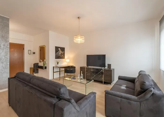 Lejlighed Bnbutler - Via Foppa 7 - 130 Mq In Posizione Strategica *