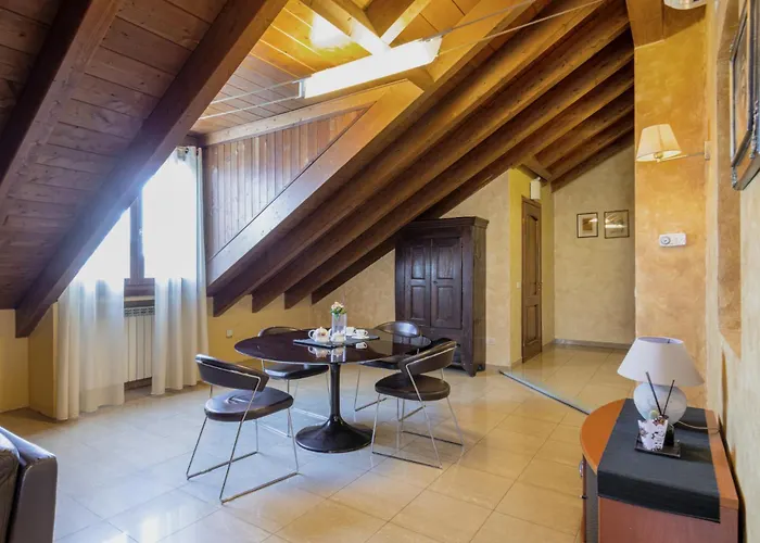 Apartment Easylife - Esclusivo Attico In S Babila Milan