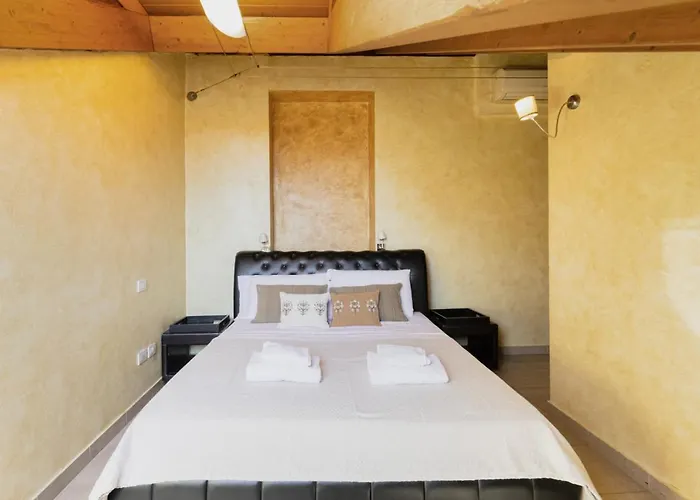 Easylife - Esclusivo Attico In S Babila Milan