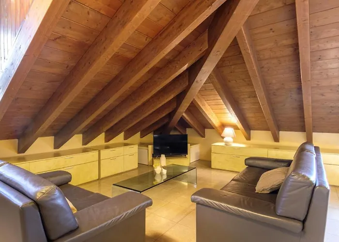 Easylife - Esclusivo Attico In S Babila Milan