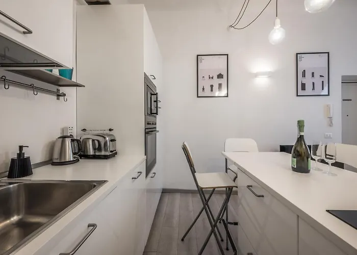 The Minimal Chic - Isola Garibaldi Apartmán