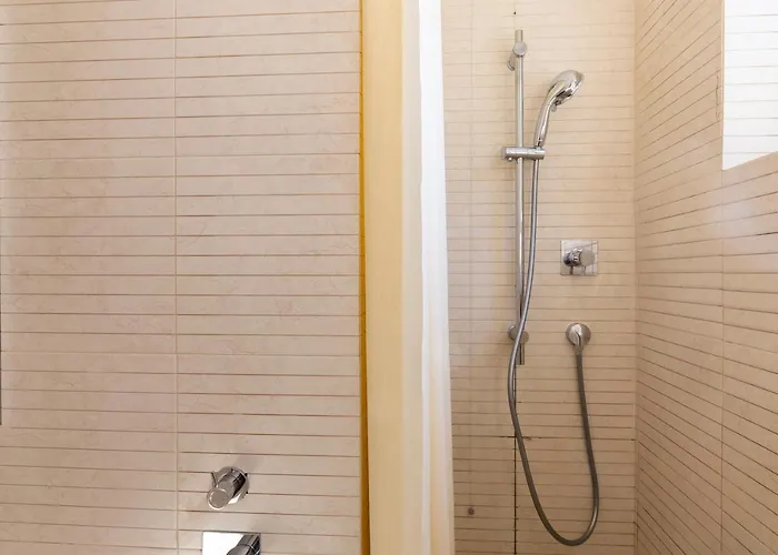 Twins - Tolstoj District شقة *