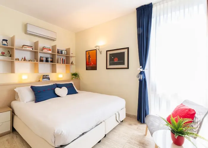 Twins - Tolstoj District