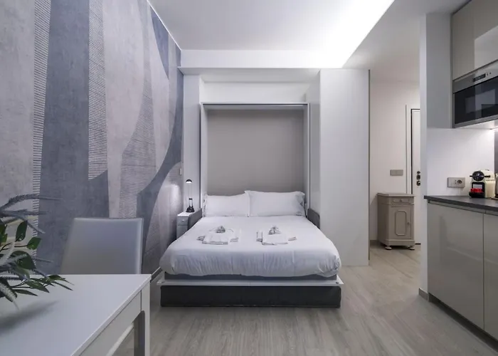 Easylife - - Redi 28 - Porta Venezia Mediolan