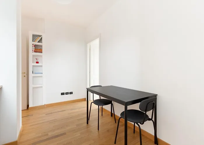 Comfy X3 - With Balcony * Mailand