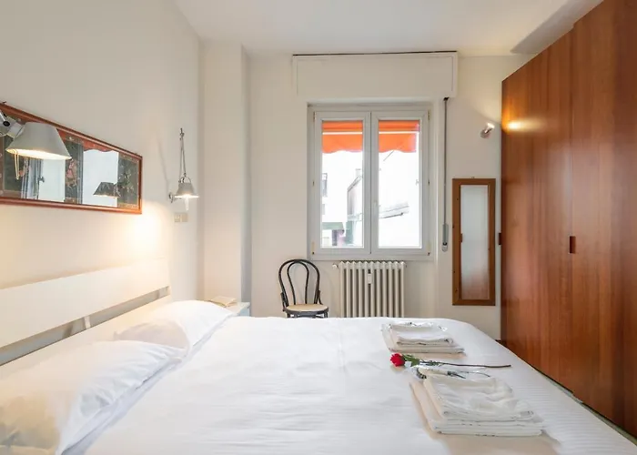 Bnbutler - Cesare Brivio, 21 - Ampio E Luminoso * ميلان