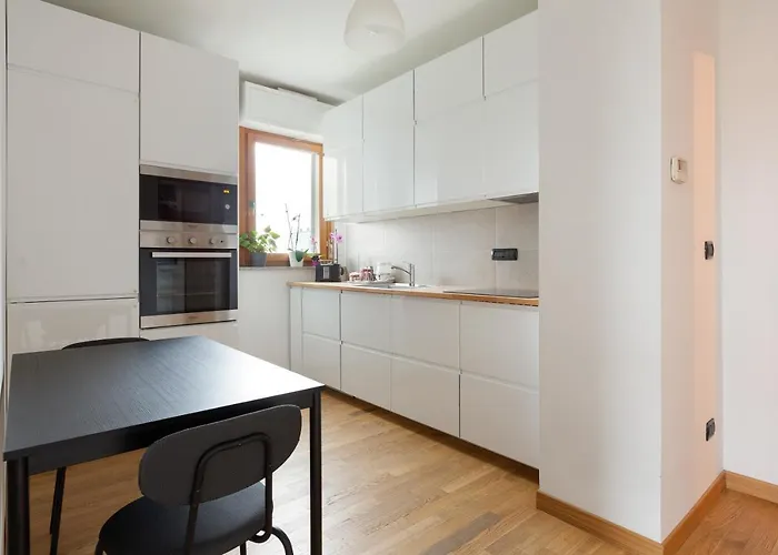 Comfy X3 - With Balcony *