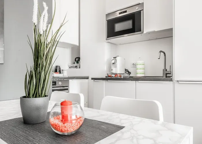 아파트 Life House-red San Siro & Duomo *