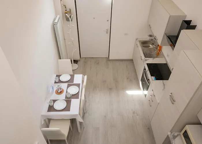 I Host - Neera 22 아파트 *