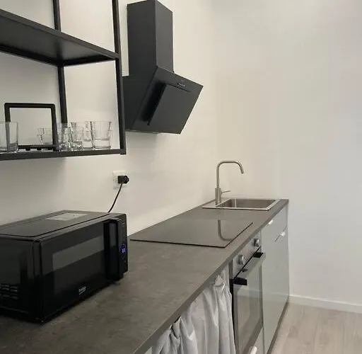 Urban Flat In - 2026 Renovated * 米兰