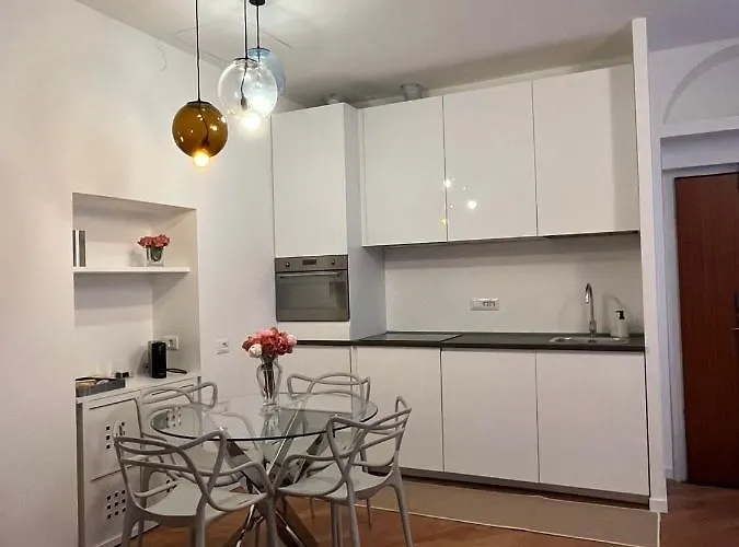 Lejlighed Casa Vercelli Delizioso Bilocale Moderno Nella Vecchia *
