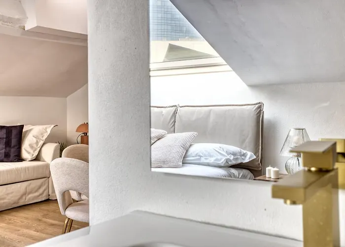 Apartamento Hostmate - Milano- Corso - Garibaldi