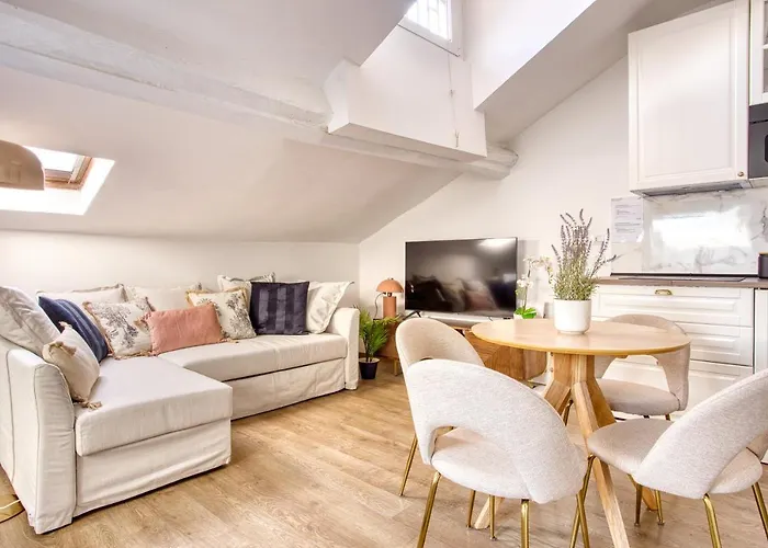 Hostmate - Milano- Corso - Garibaldi *