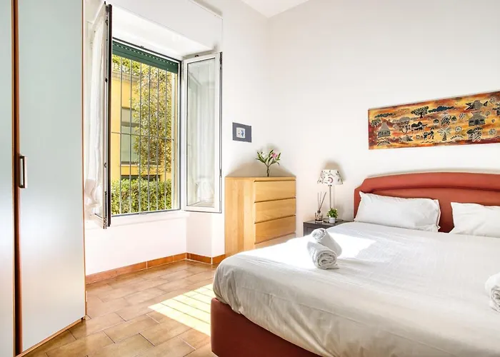 Joivy Adorable 1 Bed Flat Near Centre *