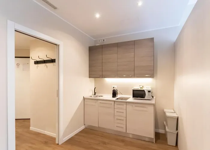 Santa Maria Valle 3 *